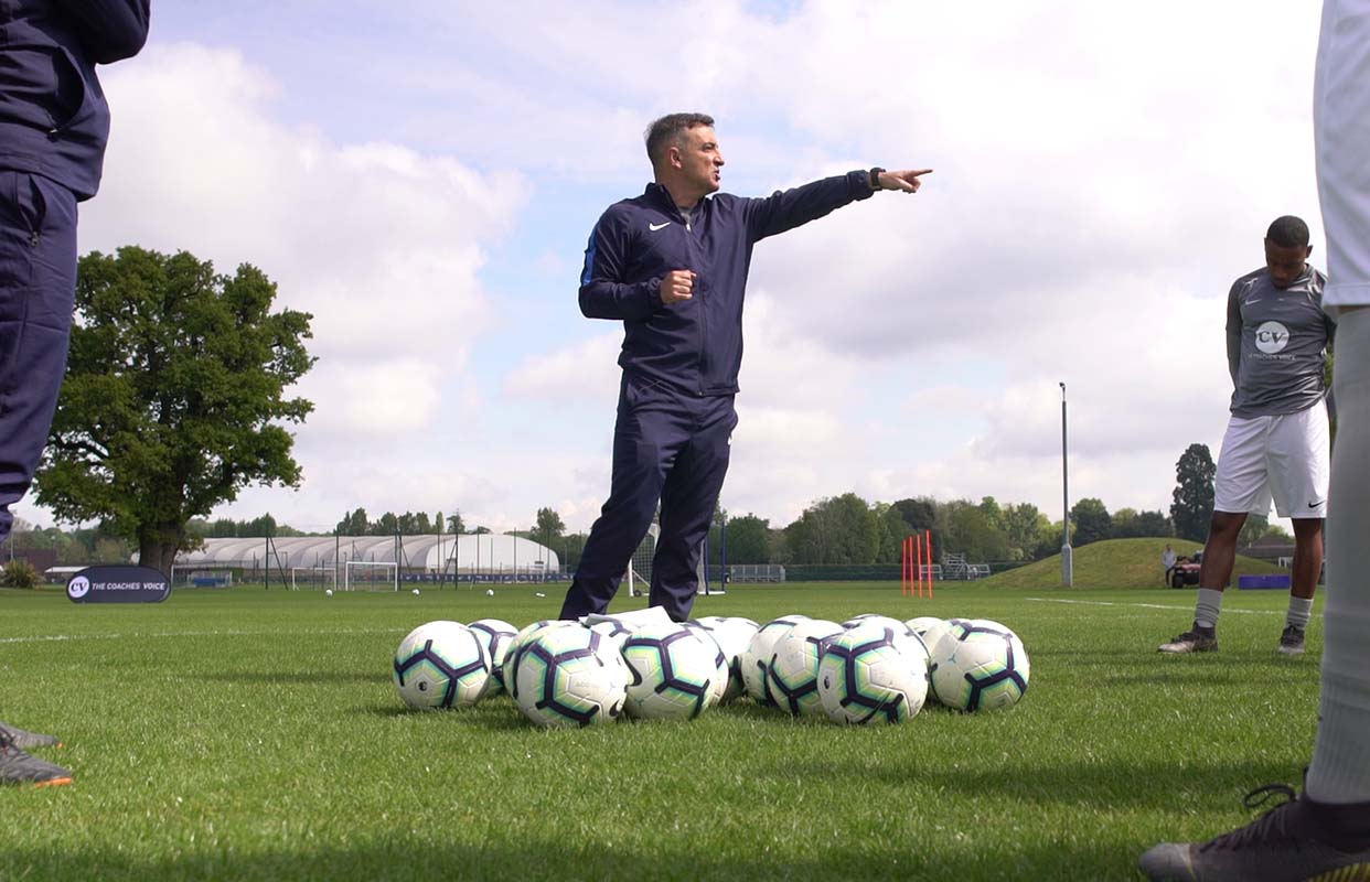 Carlos Carvalhal: Fast attacks